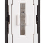 Interruptor sencillo iluminable, 1 módulo 10 AX 250 V Living Now BTicino K4001